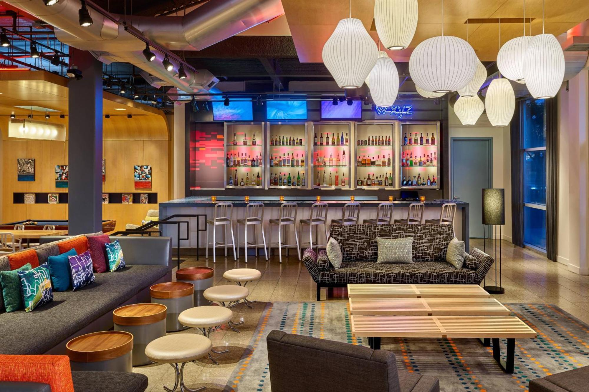 Aloft Houston By The Galleria Exterior photo